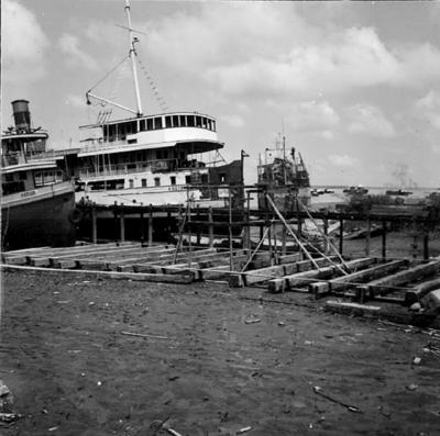 Vila da Barca, navio a vapor Aquidaban