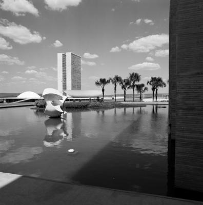 "O Meteoro", escultura de Bruno Giorgi