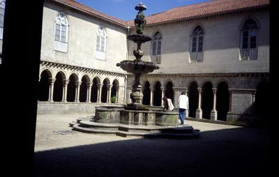 Mosteiro de São Bento - claustro