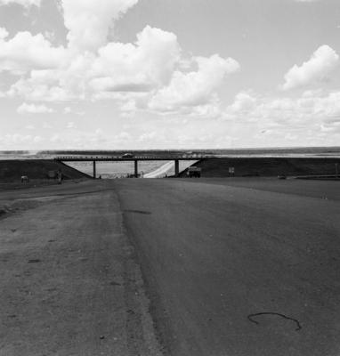 Obras gerais, abertura de estradas e avenidas