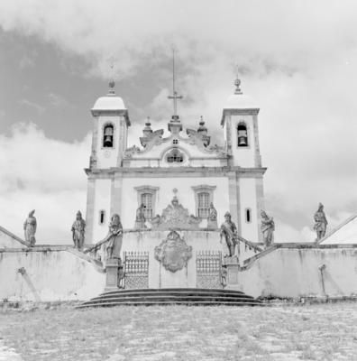 Santuário Diocesano do Bom Jesus de Matosinhos, com profetas