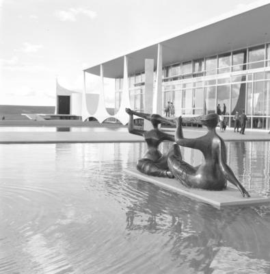 Escultura "As Iaras" ou "As Banhistas", de Alfredo Ceschiatti