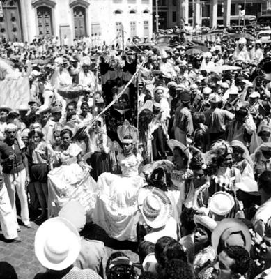 Desfile de agremiação carnavalesca