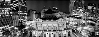 Teatro Municipal à noite