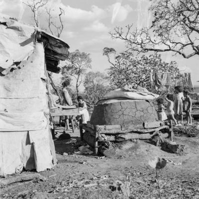 Moradia na Sacolândia, arredores de Brasília
