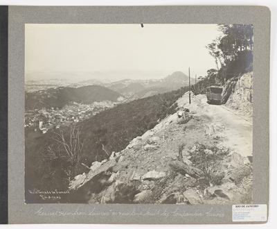 Vista geral do Morro do Sumaré - nova linha construída pela Companhia Carioca