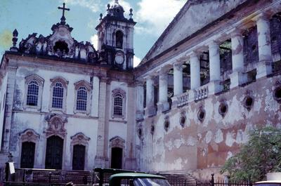 Igreja de Nossa Senhora do Pilar e Cemitério