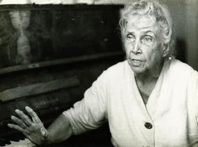 Nair de Teffé ao piano