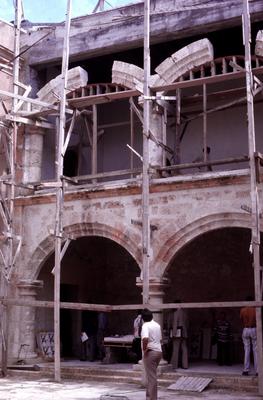 House of Gargoyles em obras de restauro