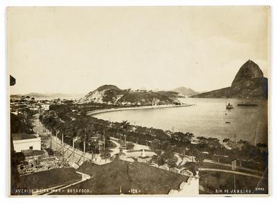 Avenida Beira-Mar; enseada de Botafogo