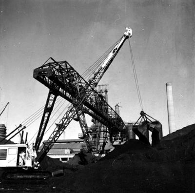 Fábrica em Volta Redonda, provavelmente a Companhia Siderúrgica Nacional