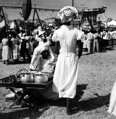 Vendedora de acarajé na Procissão de Nosso Senhor dos Navegantes