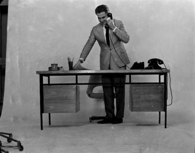 Ambiente Indústria e Comércio de Móveis S.A. - mesa para escritório