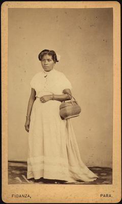 Retrato - mulher indígena não identificada