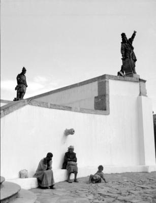 Santuário de Bom Jesus de Matosinhos - profetas Joel e Habacuc (ao alto)