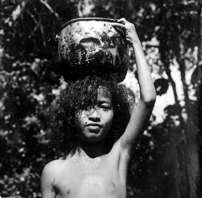 Vila da Barca, palafitas flutuantes, crianças