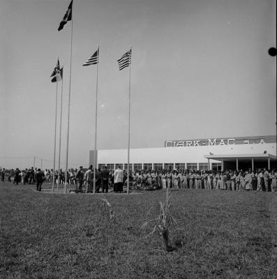 Inauguração da fábrica Equipamentos Clark Mac S. A.