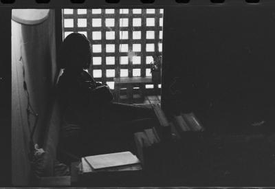 Lena Coelho dos Santos no alojamento dos professores (Colina)