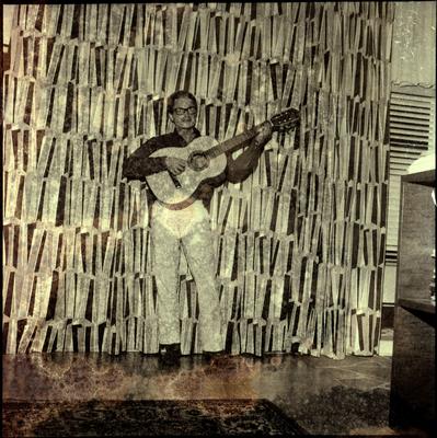 Baden Powell com o violão