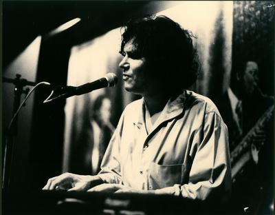 Arrigo Barnabé ao microfone