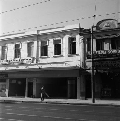 Sofá Cama Drago - fachada de sobrado