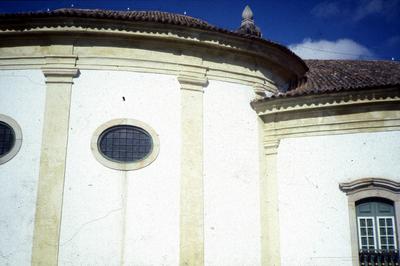 Igreja de Nossa Senhora do Rosário - pormenor da fachada lateral