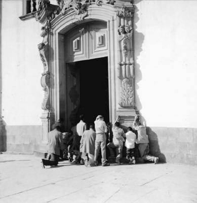 Santuário Diocesano do Bom Jesus de Matosinhos, fiéis