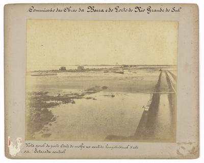 Obras da barra do porto do Rio Grande do Sul