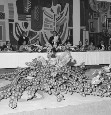 Recepção oferecida ao Presidente do Chile, Eduardo Frei; discursa o presidente brasileiro Arthur da Costa e Silva