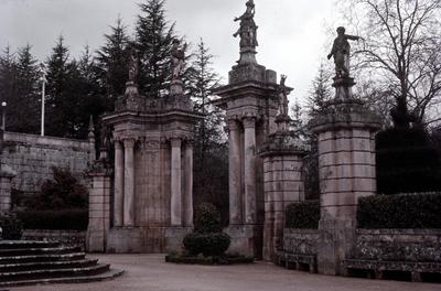 Santuário de Nossa Senhora dos Remédios - Pátio dos Reis