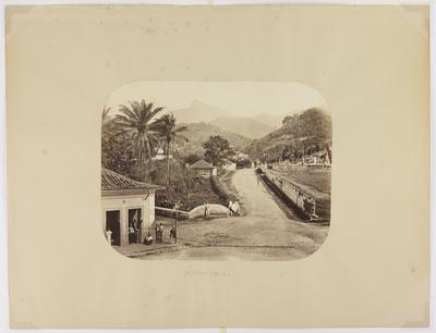 Largo do Catumbi e cemitério de São Francisco de Paula à direita