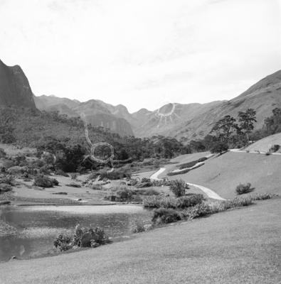 Residência de Odette Monteiro, projeto do arquiteto Wladimir Alves de Souza e Burle Marx