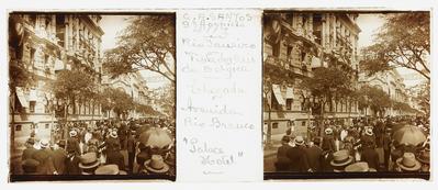 Visita dos Reis da Bélgica; em frente ao Palace Hotel