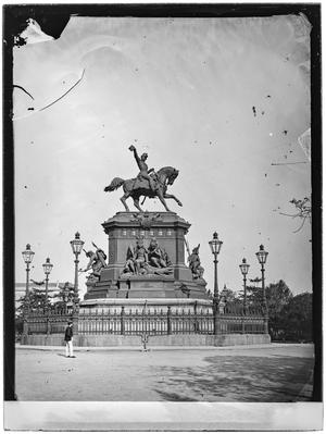 Monumento em homenagem a D. Pedro I, estátua equestre