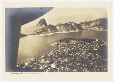 Vista aérea do Rio de Janeiro, tomada do interior do Graf Zepellin
