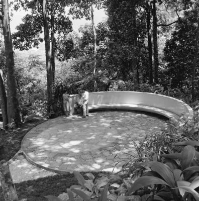 Residência de Homero de Souza e Silva, projeto do arquiteto Carlos Leão com projeto paisagístico de Burle Marx