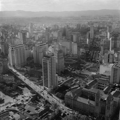 Viaduto Santa Ifigênia e mosteiro de São Bento