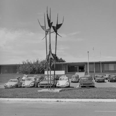 Monumento à Cultura, escultura de Bruno Giorgi