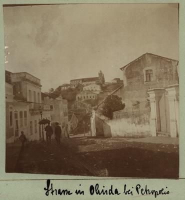 Rua em Olinda perto de Petrópolis
