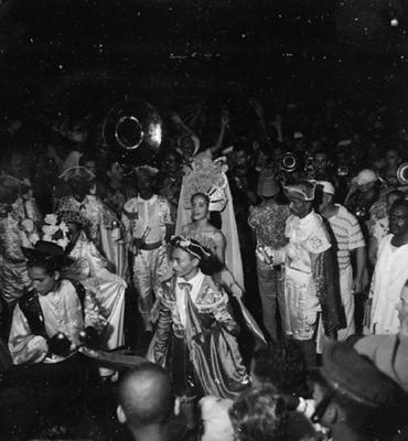 Desfile da agremiação Toureiros de Santo Antônio